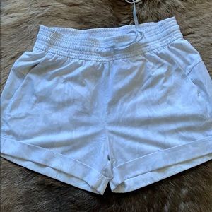 Lululemon short